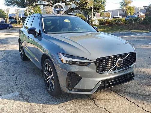 2023 Volvo XC60 Plus