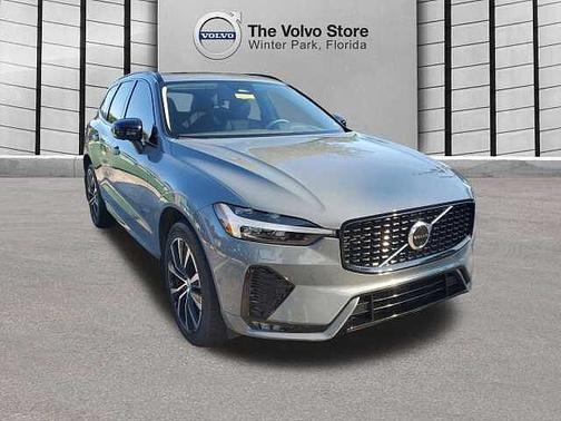 2023 Volvo XC60 Plus