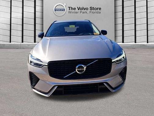 2023 Volvo XC60 Plus