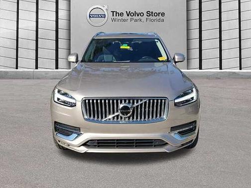 2024 Volvo XC90 Plus