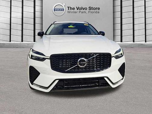 2023 Volvo XC60 Plus