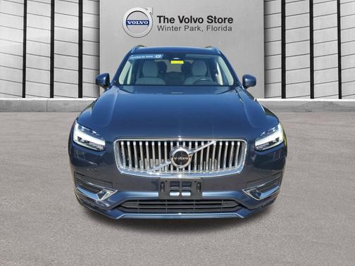 2023 Volvo XC90 B6 AWD Plus 7-Seater
