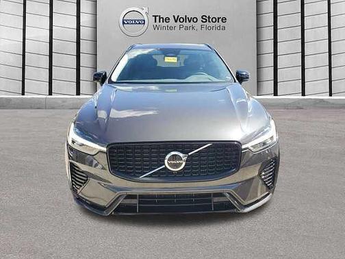 2023 Volvo XC60 Plus