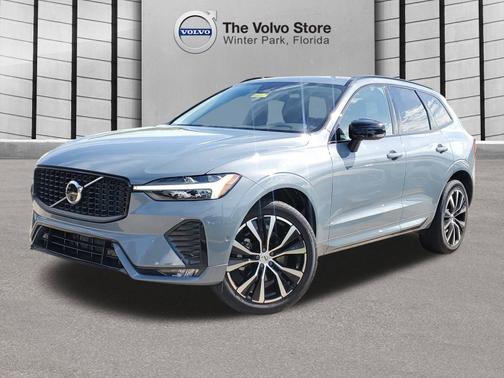 2023 Volvo XC60 B5 FWD Plus Dark