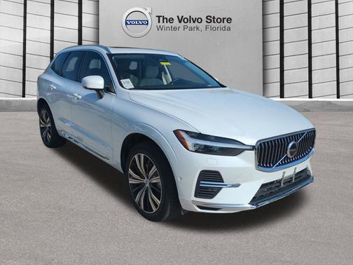 2022 Volvo XC60 Recharge Plug-In Hybrid eAWD Inscription