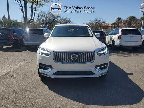 2023 Volvo XC90 Plus