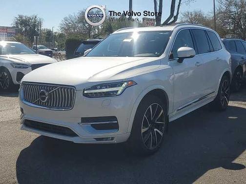 2023 Volvo XC90 Plus