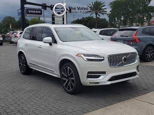 Crystal White 2024 Volvo XC90 Plus