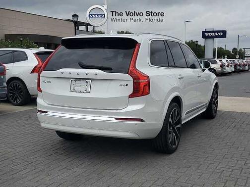 Crystal White 2024 Volvo XC90 Plus