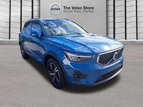 2023 Volvo XC40 Plus