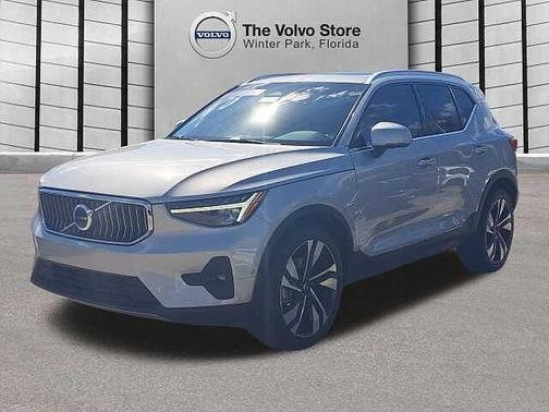 2023 Volvo XC40 Plus