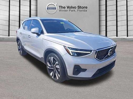 2023 Volvo XC40 Plus