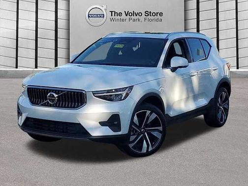 2025 Volvo XC40 Plus
