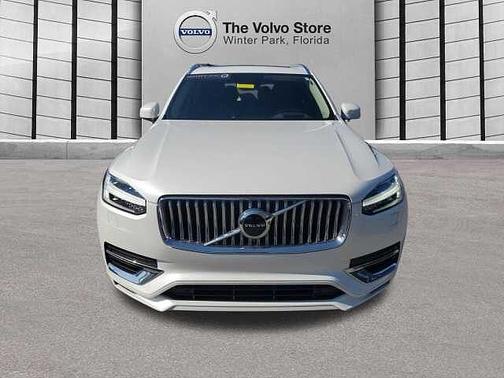 2022 Volvo XC90 