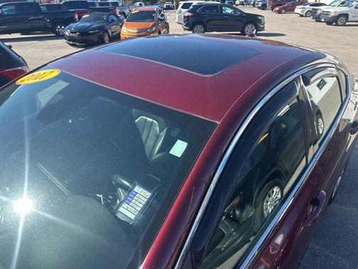 2017 Chrysler 200 Limited