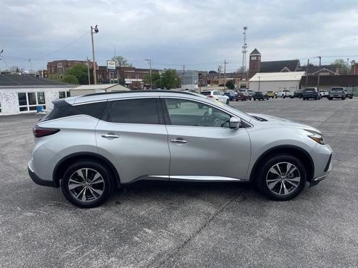 2023 Nissan Murano SV