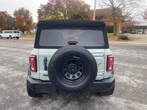 2022 Ford Bronco Base