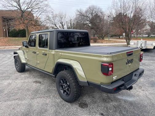 2025 Jeep Gladiator Sport