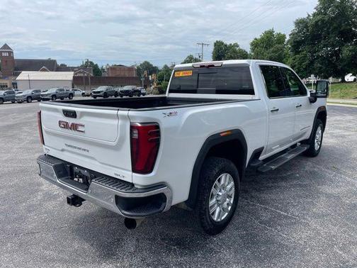 White Frost Tri-Coat 2024 GMC Sierra 2500 SLT
