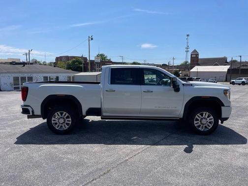White Frost Tri-Coat 2023 GMC Sierra 2500 Denali