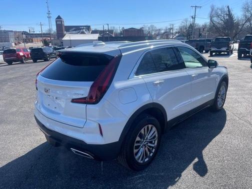 2024 Cadillac XT4 Premium Luxury