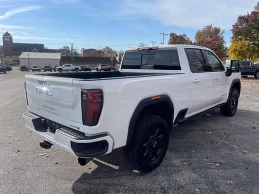 2024 GMC Sierra 2500 AT4