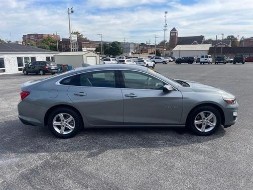 2024 Chevrolet Malibu LT