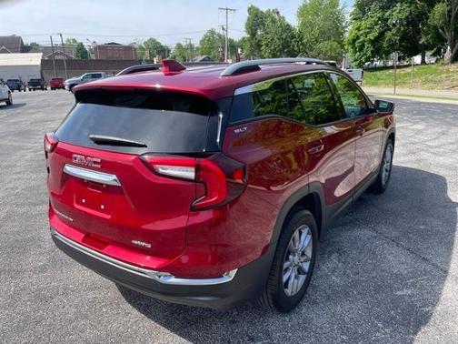 2024 GMC Terrain SLT