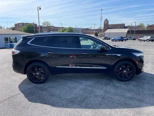 2024 Buick Enclave Essence