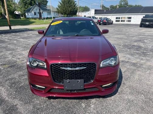 2018 Chrysler 300 S