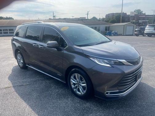 2021 Toyota Sienna Limited