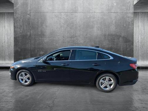 2022 Chevrolet Malibu FWD LT