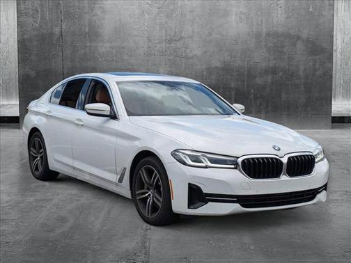2021 BMW 530 530i