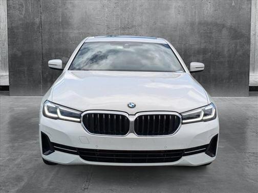 2021 BMW 530 530i