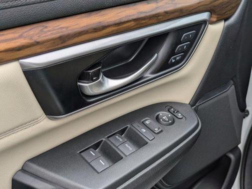 2022 Honda CR-V Hybrid Touring