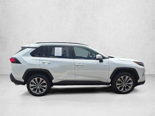 Wind Chill Pearl 2023 Toyota RAV4 XLE Premium