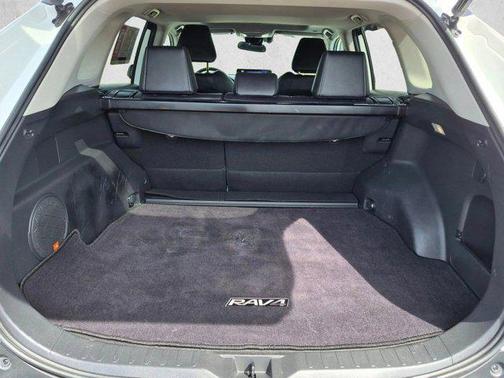 Wind Chill Pearl 2023 Toyota RAV4 XLE Premium