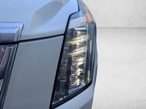 2015 Cadillac Escalade Luxury