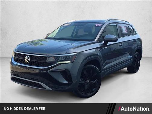 Platinum Gray Metallic 2022 Volkswagen Taos 1.5T SE