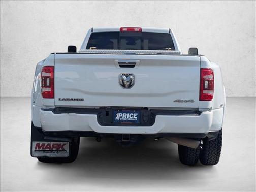 2021 RAM 3500 Laramie Crew Cab 4x4 8' Box