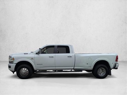 2021 RAM 3500 Laramie Crew Cab 4x4 8' Box