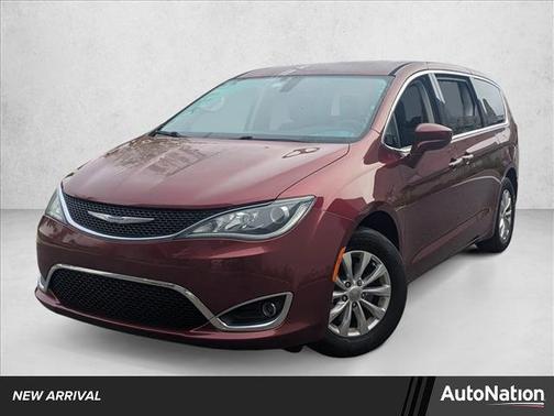 2018 Chrysler Pacifica Touring Plus
