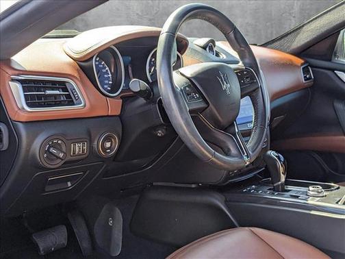 2017 Maserati Ghibli Base