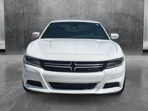 2016 Dodge Charger SE