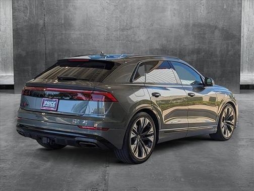 2024 Audi Q8 55 Prestige