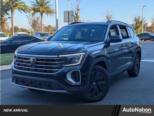 2024 Volkswagen Atlas 2.0T SE w/Technology