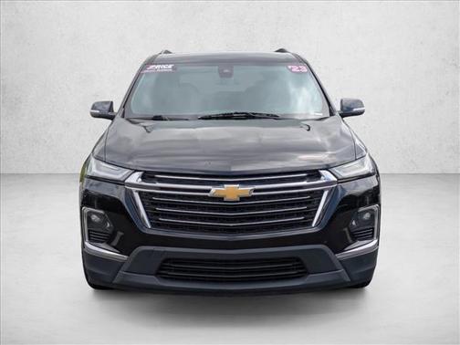 Mosaic Black Metallic 2023 Chevrolet Traverse LT Cloth