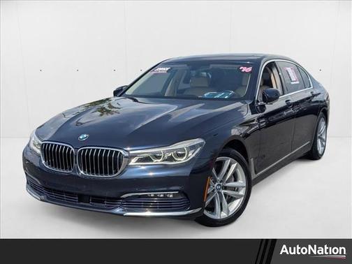 2016 BMW 750 i xDrive