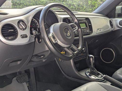 2014 Volkswagen Beetle 2.5L