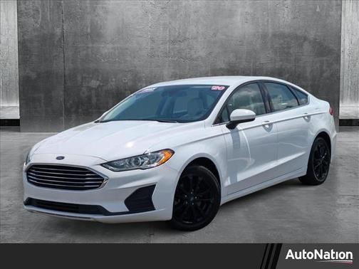2020 Ford Fusion Hybrid SE